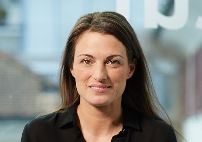Verena Konrad, vai