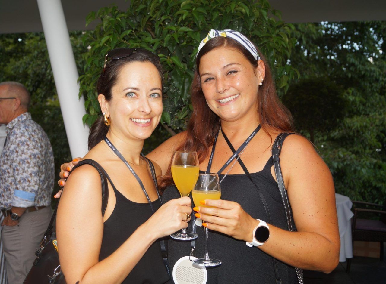 Carmen Schertler (Ferienappartements) und Eventmanagerin Barbara Kowalke