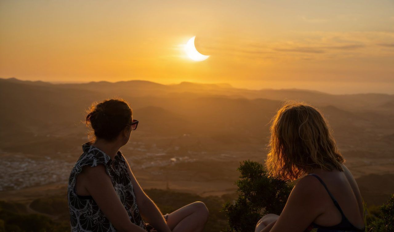 Sonnenfinsternis und Sternschnuppen: Wann sich der Blick zum Himmel lohnt