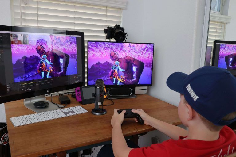 US-FORTNITE-AND-TRAVIS-SCOTT-PRESENT:-ASTRONOMICAL