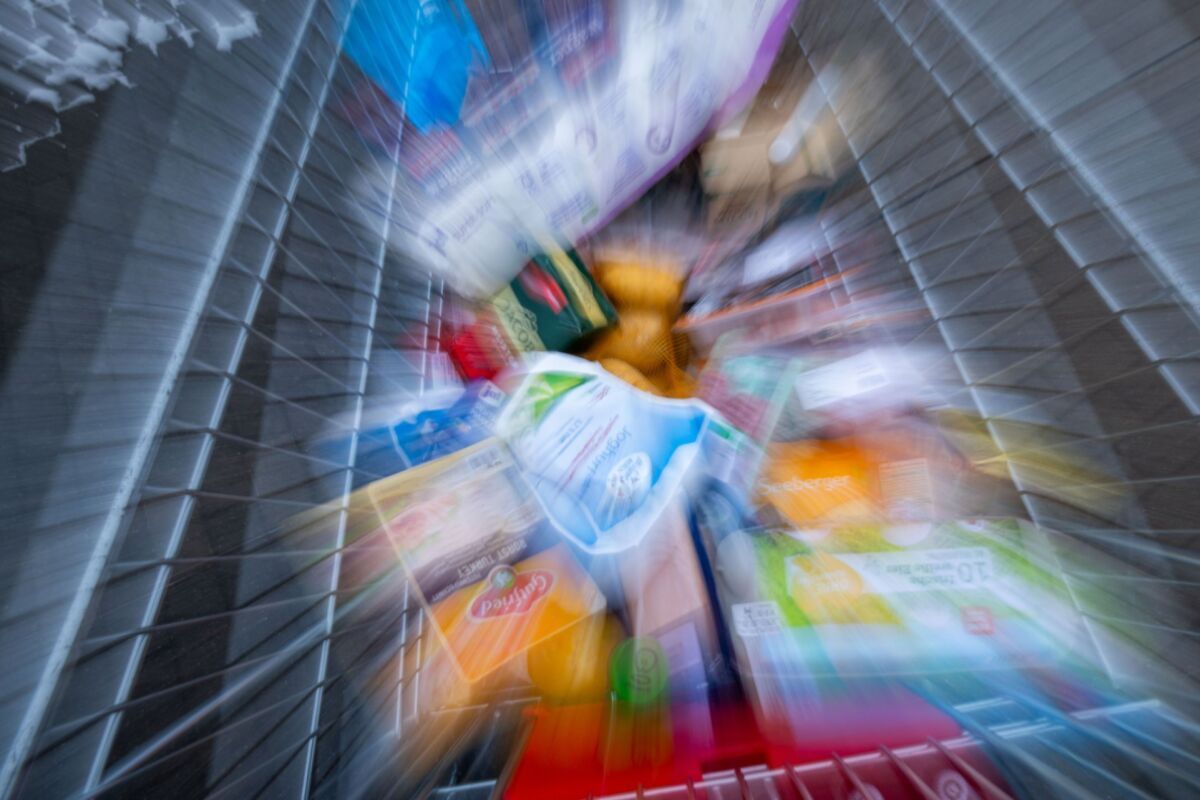 Konjunkturstimmung auf niedrigem Niveau etwas aufgehellt