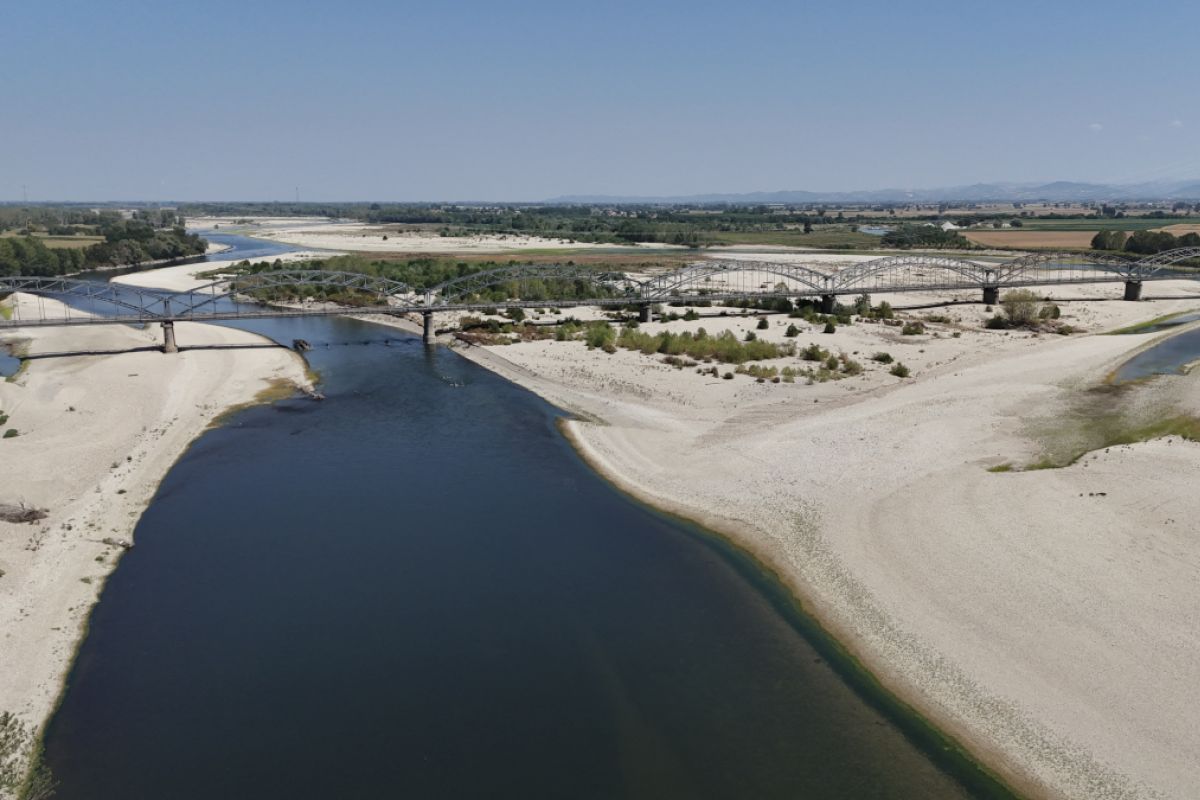 Po führt bei Cremona kaum noch Wasser
