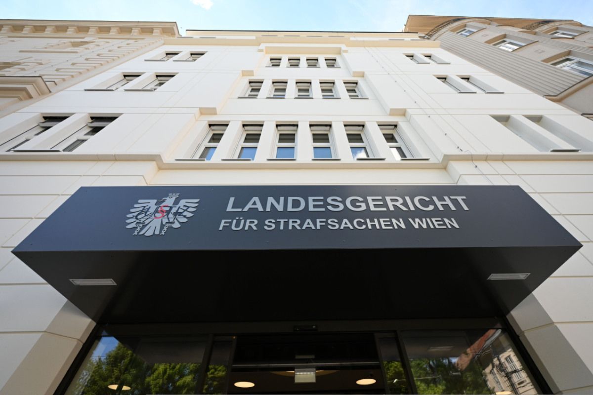 18-Jähriger für Drohung mit Amoklauf an Schule verurteilt