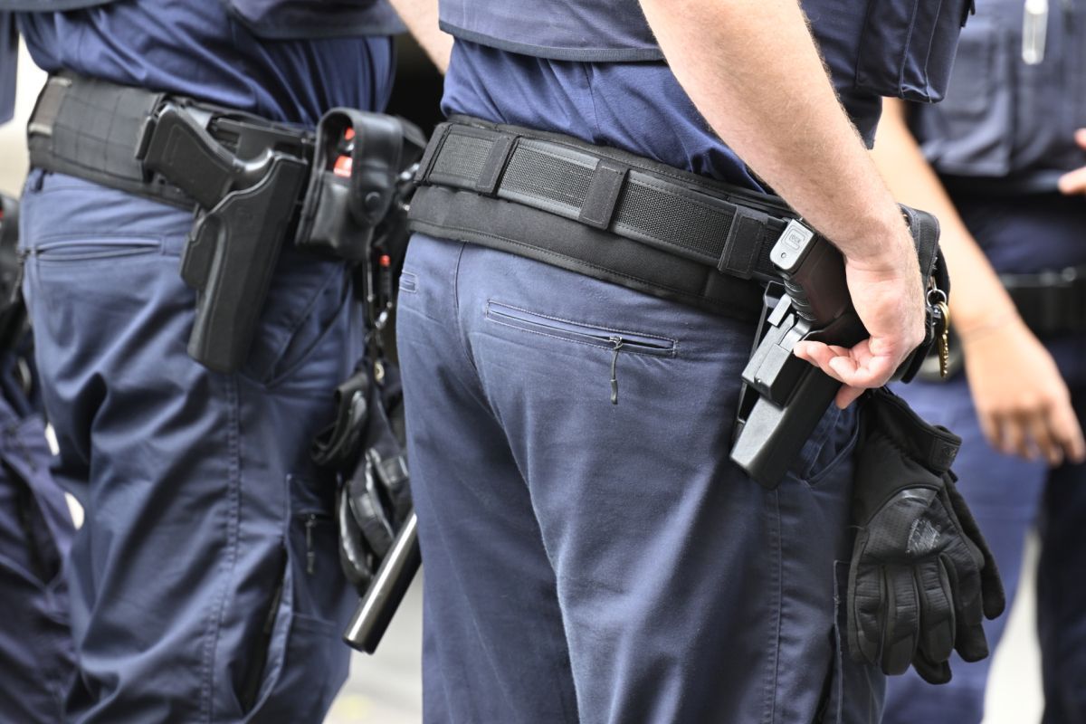 2.976 verletzte Polizisten im Jahr 2025