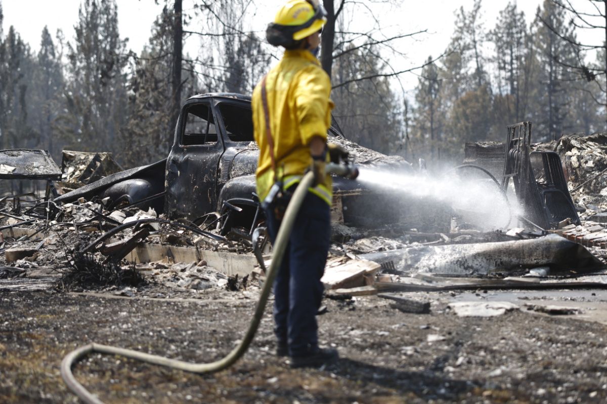 Waldbrand wütet in Kalifornien und Nevada