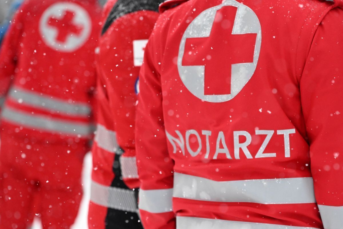 17-Jähriger bei Sturz mit E-Scooter in NÖ schwer verletzt
