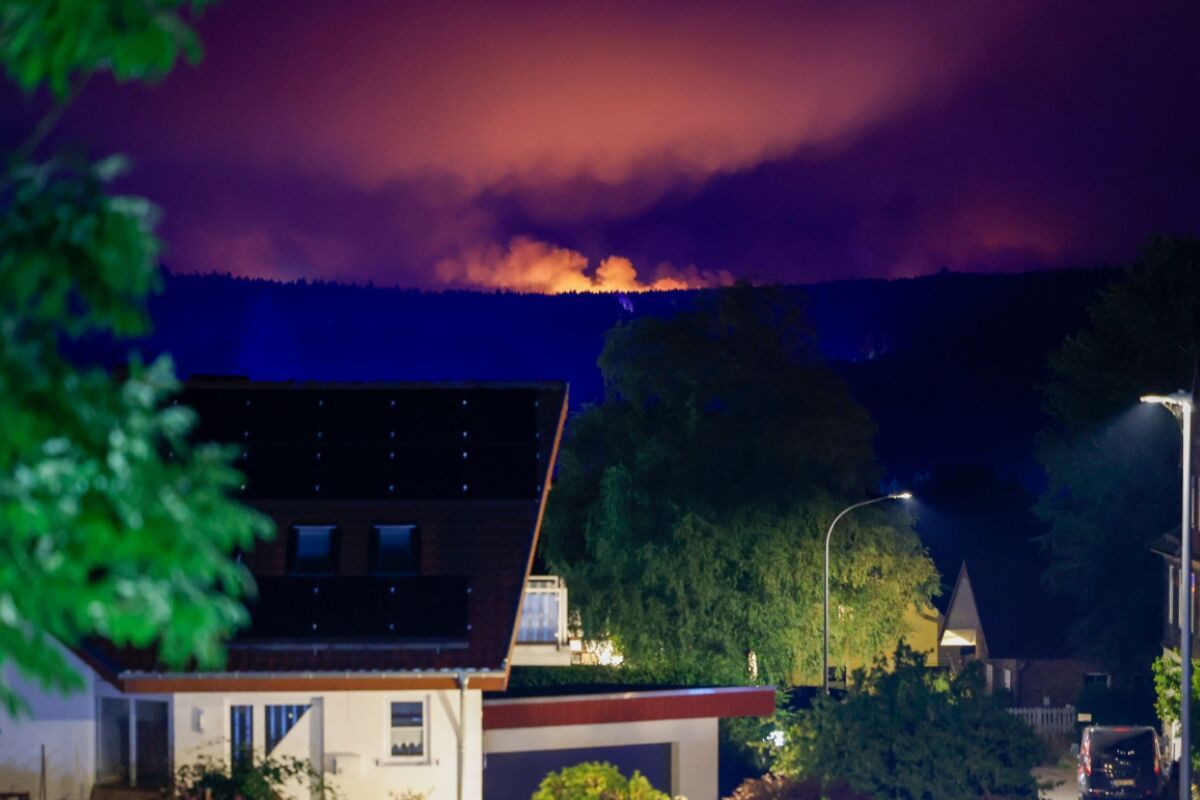 Brandbekämpfung in belgischem Naturschutzgebiet geht weiter