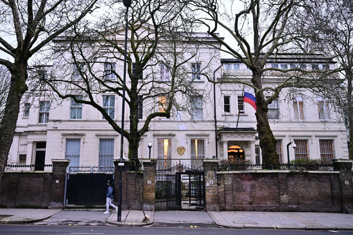 Russland zieht Botschafter aus London ab