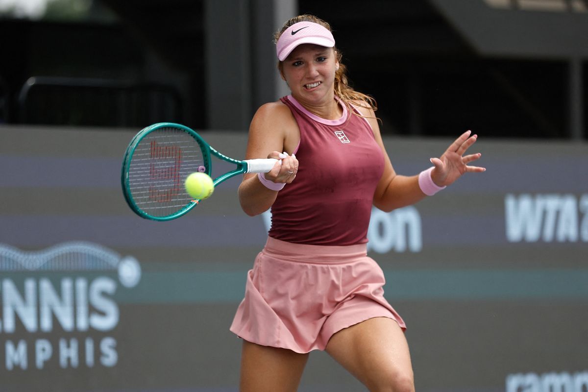 16-jährige Russin Liutowa gewinnt bei WTA-Debüt