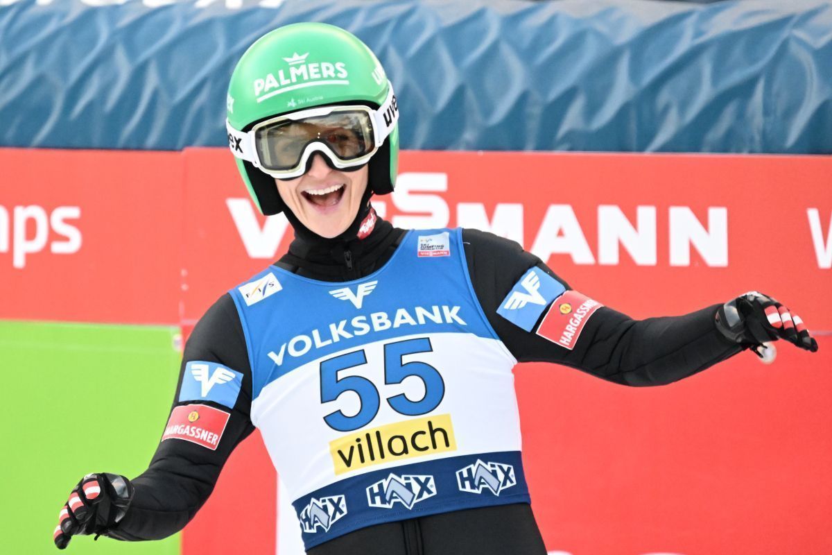 Skispringerin Pinkelnig vor Comeback nach Kreuzbandriss
