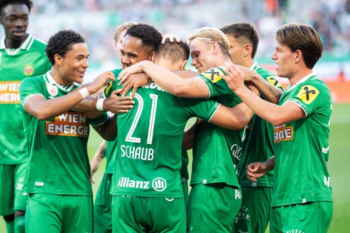 Rapid nach 2:0 gegen Paide im Conference-League-Play-off