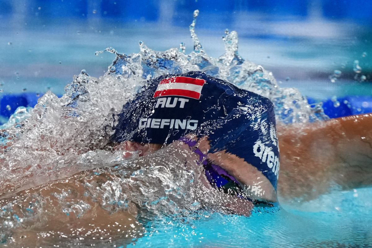 Giefing über 400 m Kraul und Lagenstaffel an Finali vorbei
