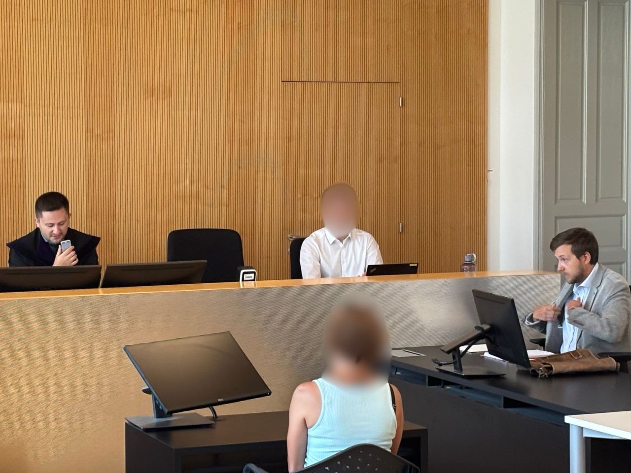 43-Jährige soll Ex-Freund drei Rippen gebrochen haben