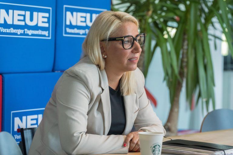 „Sorgearbeit braucht soziale Absicherung“