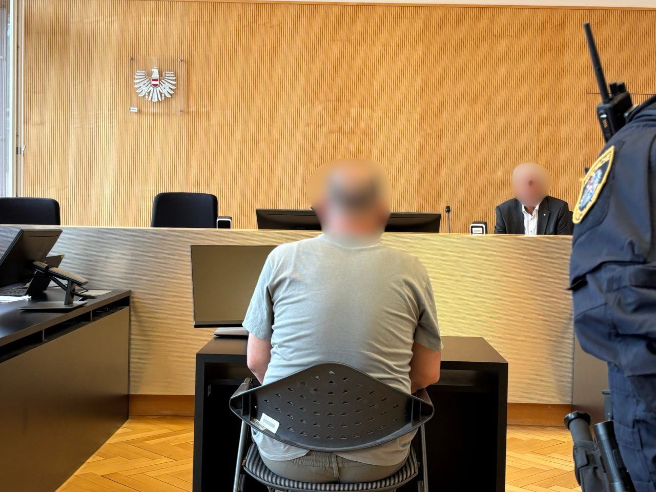 Fünf Fälle, viele Wendungen: Ein Tag bei Gericht