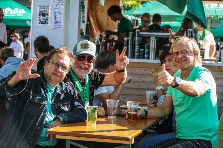 Verschiedene Menschen und eine Leidenschaft