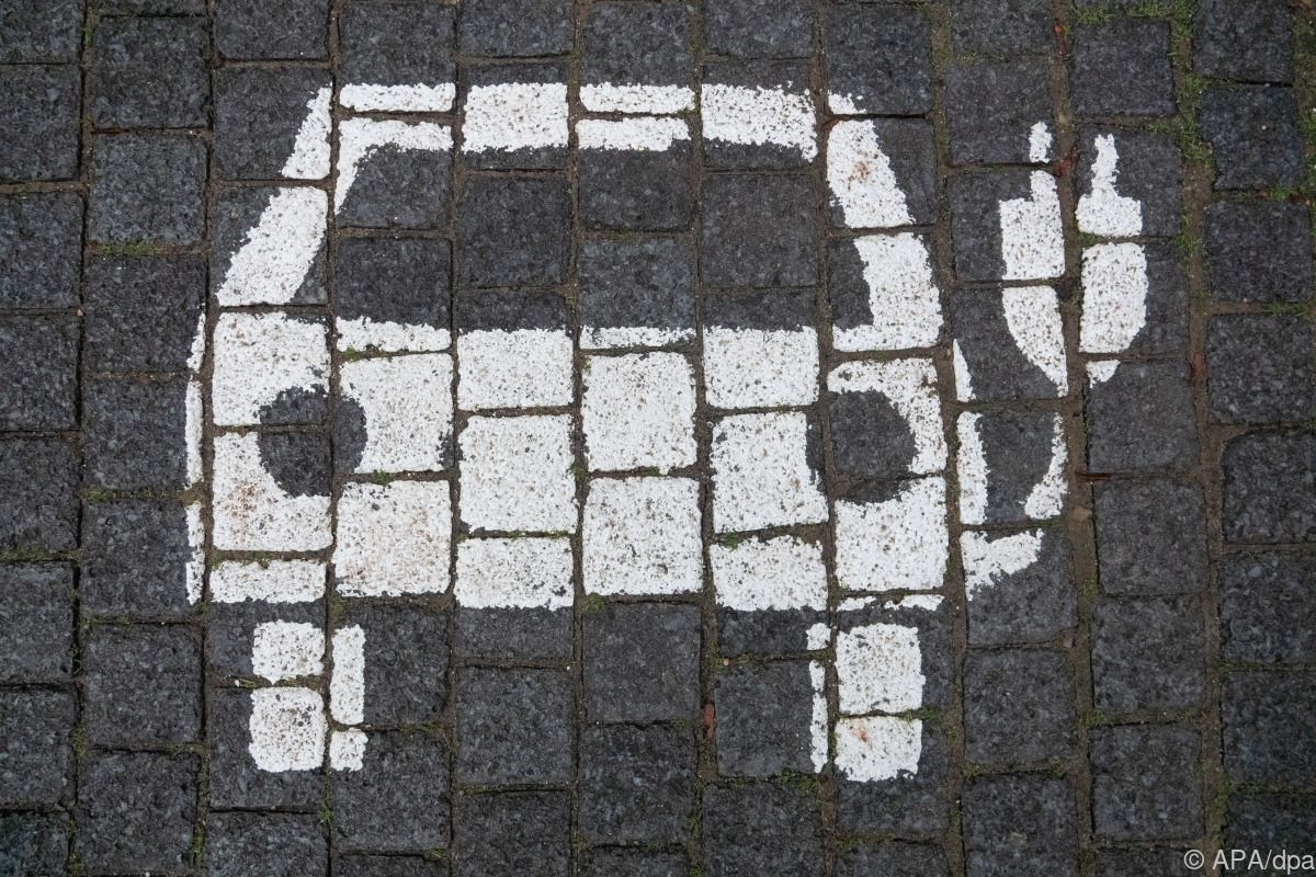 Umstieg auf E-Mobilität dämpft Chinas Öl-Nachfrage merklich