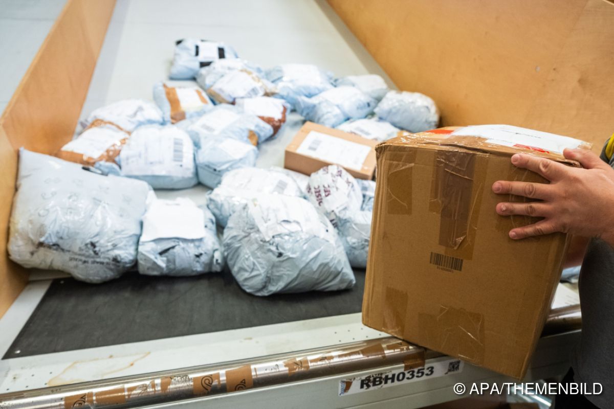 Paketsteuer ab 1. Oktober - Händler erwarten Umsatzminus