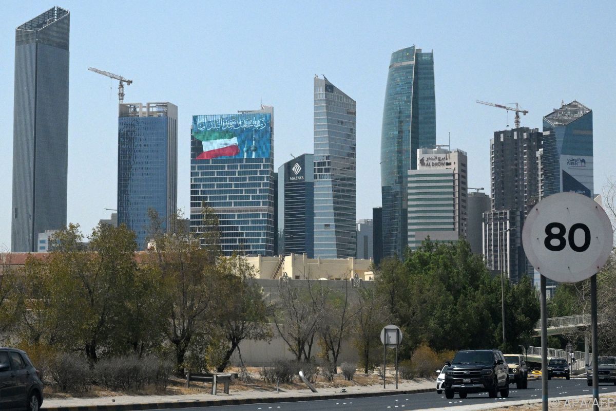 Iran greift Ziele in Kuwait an