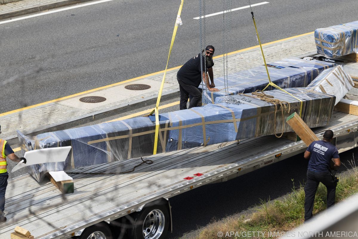 Kennedy Center entfernt nach Abriss-Drohung Skulptur