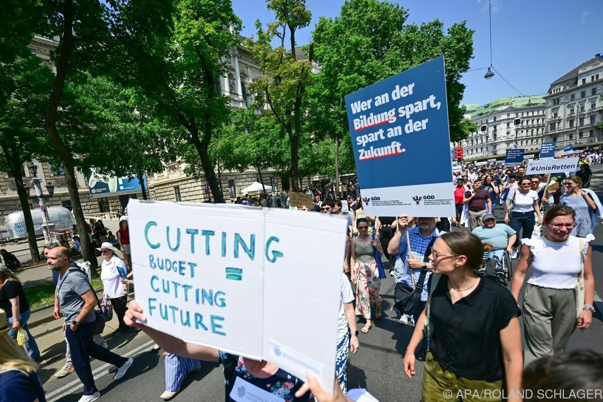 Unis glauben an Budgeteinigung und behalten sich Protest vor