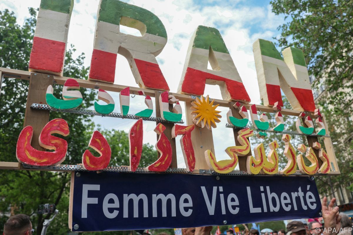 Regierungsgegner im Iran zum Tode verurteilt