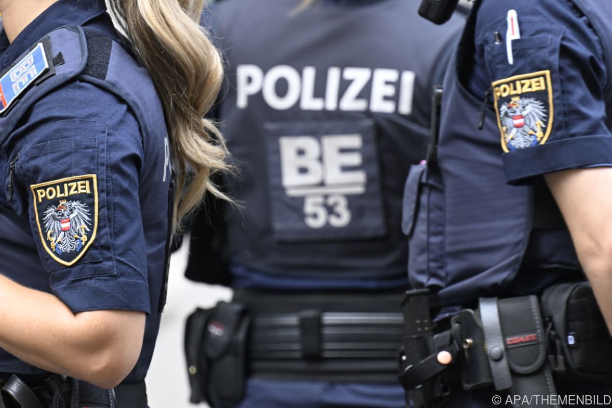 Großeinsatz der Polizei nach Raub in Wien