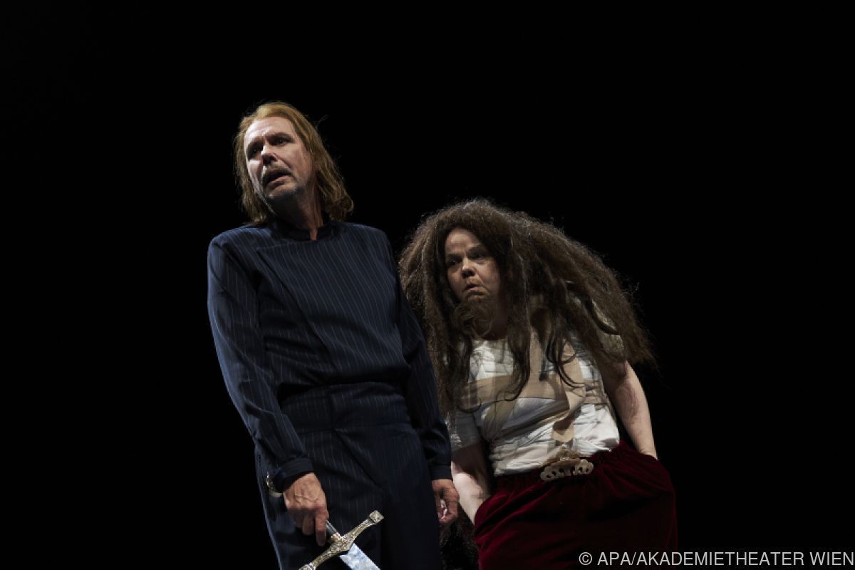 "Merlin" am Akademietheater als groteske âventiure