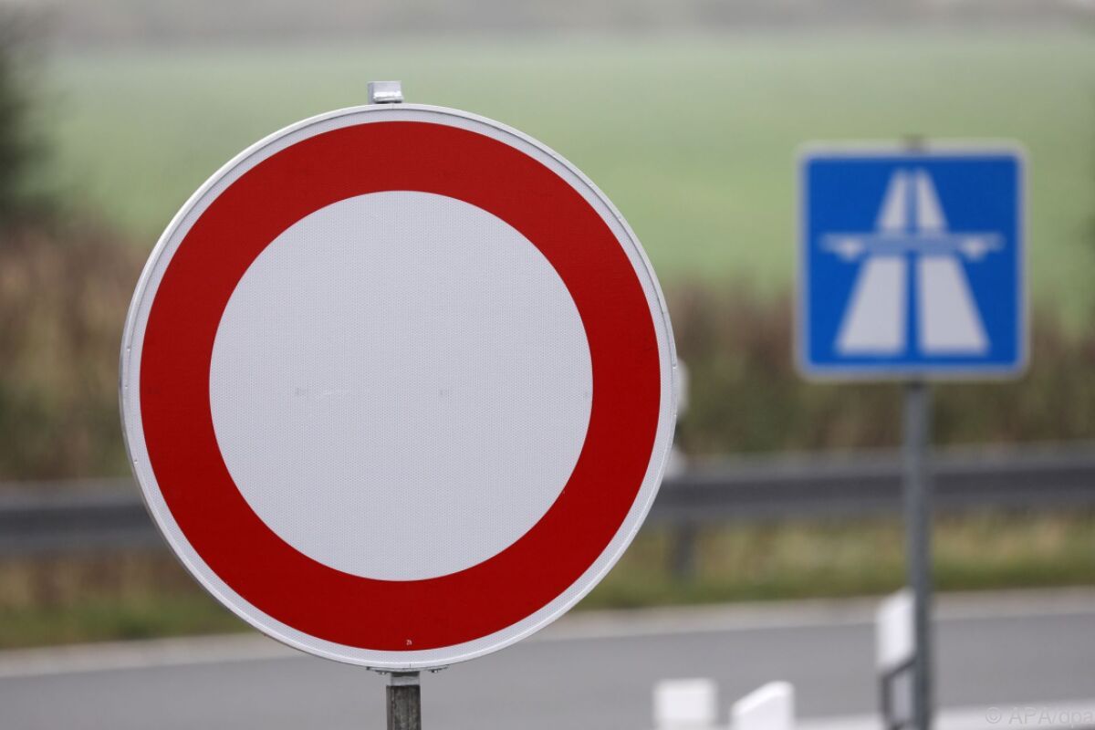 Busunfall in Bayern mit 20 Verletzten