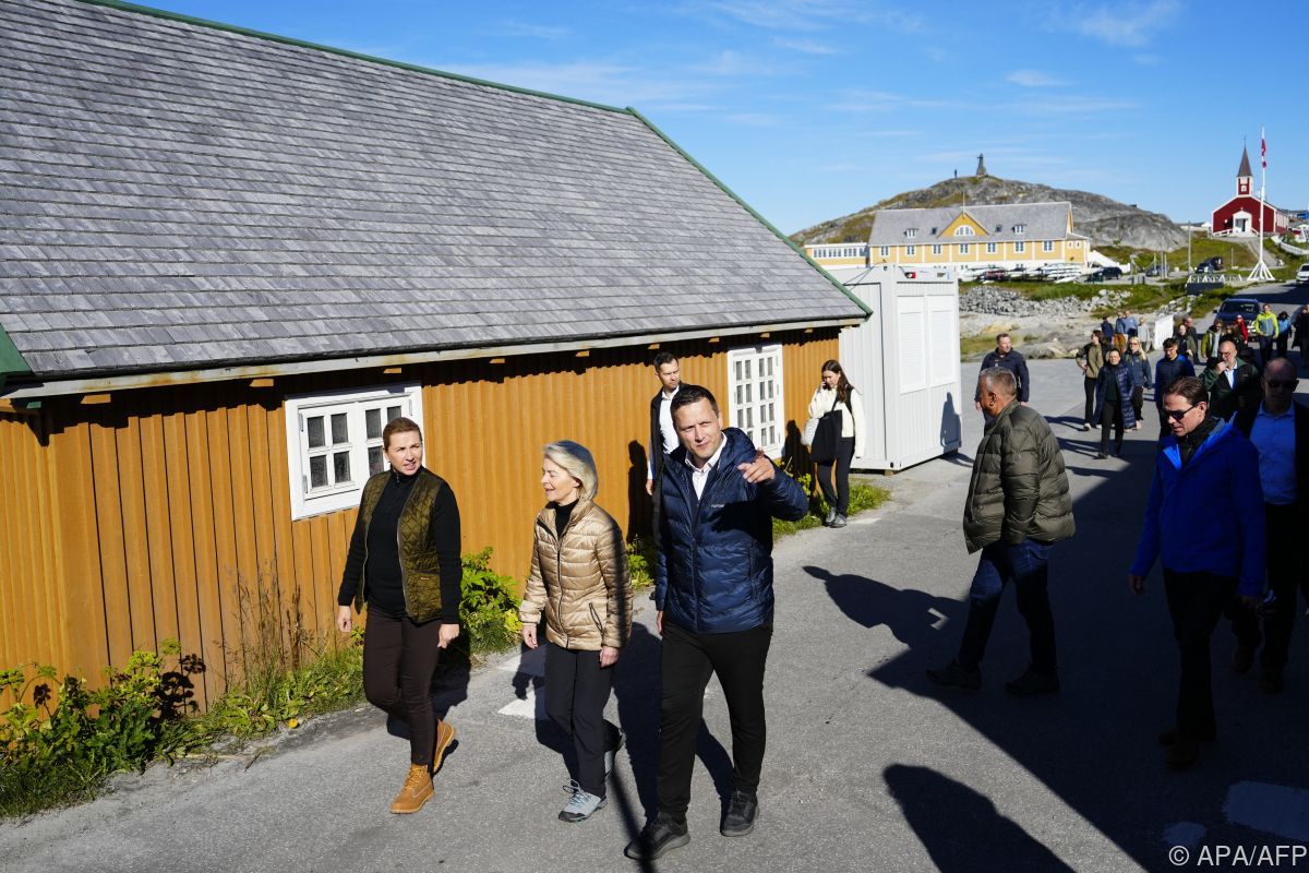 Von der Leyen zu brisantem Besuch in Grönland eingetroffen