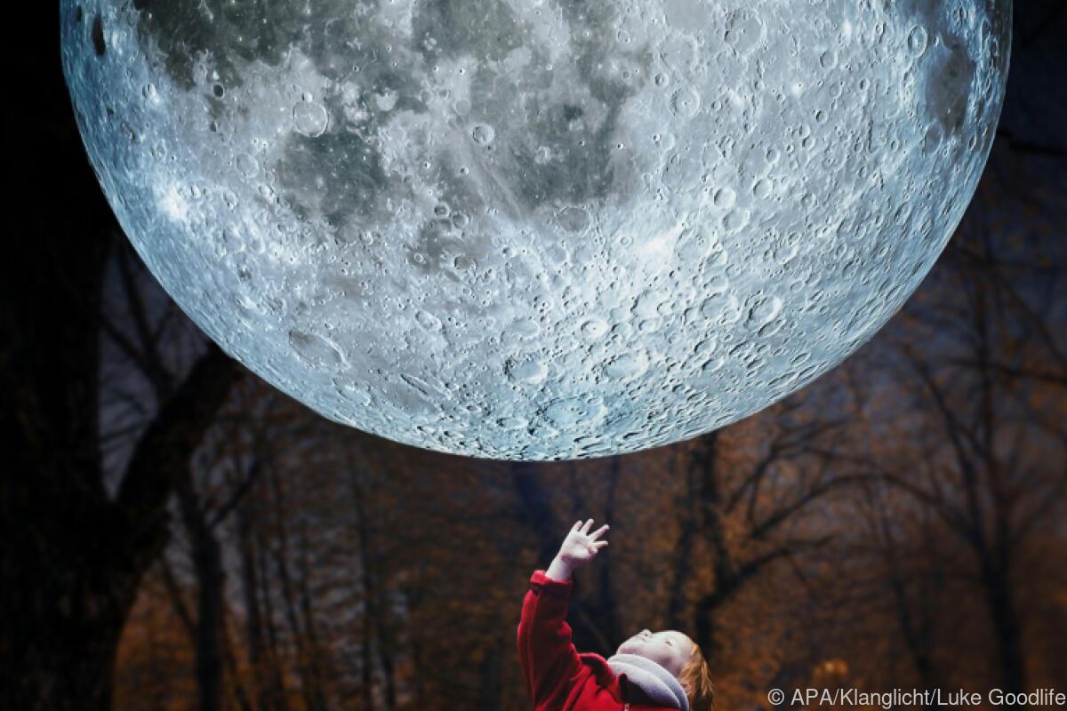 Klanglicht expandiert: Der Mond kommt nach Wien