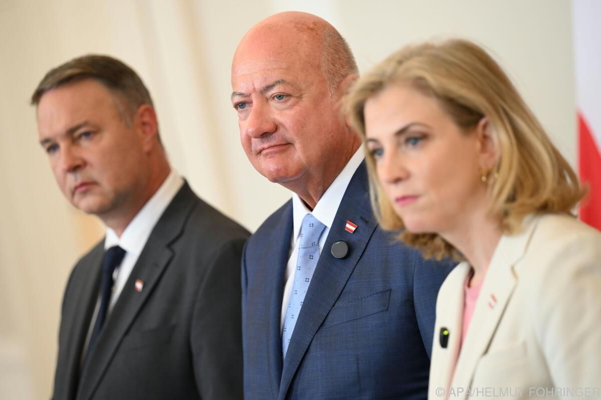 Koalition bleibt im Umfragentief