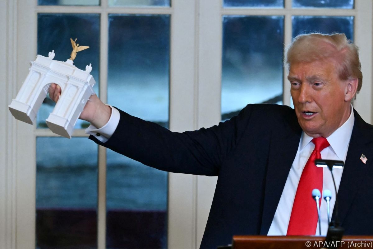 Trump will geplanten Triumphbogen zum Militärkomplex machen