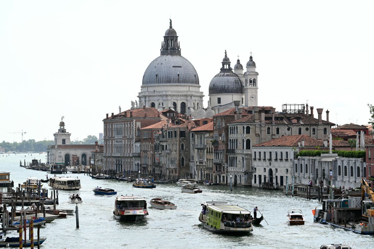 Venedig prüft Erhöhung der Touristengebühr