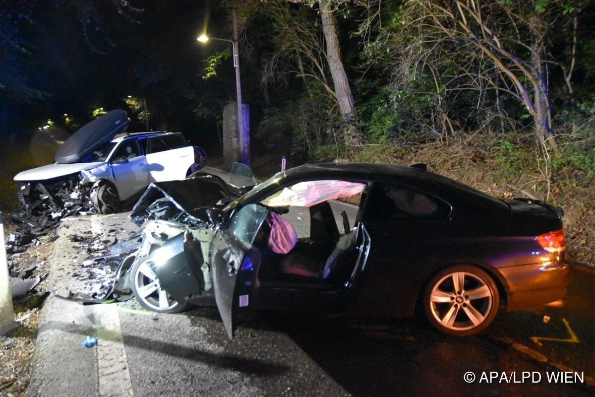 Achtjähriger bei Frontalkollision mit Fluchtauto verletzt
