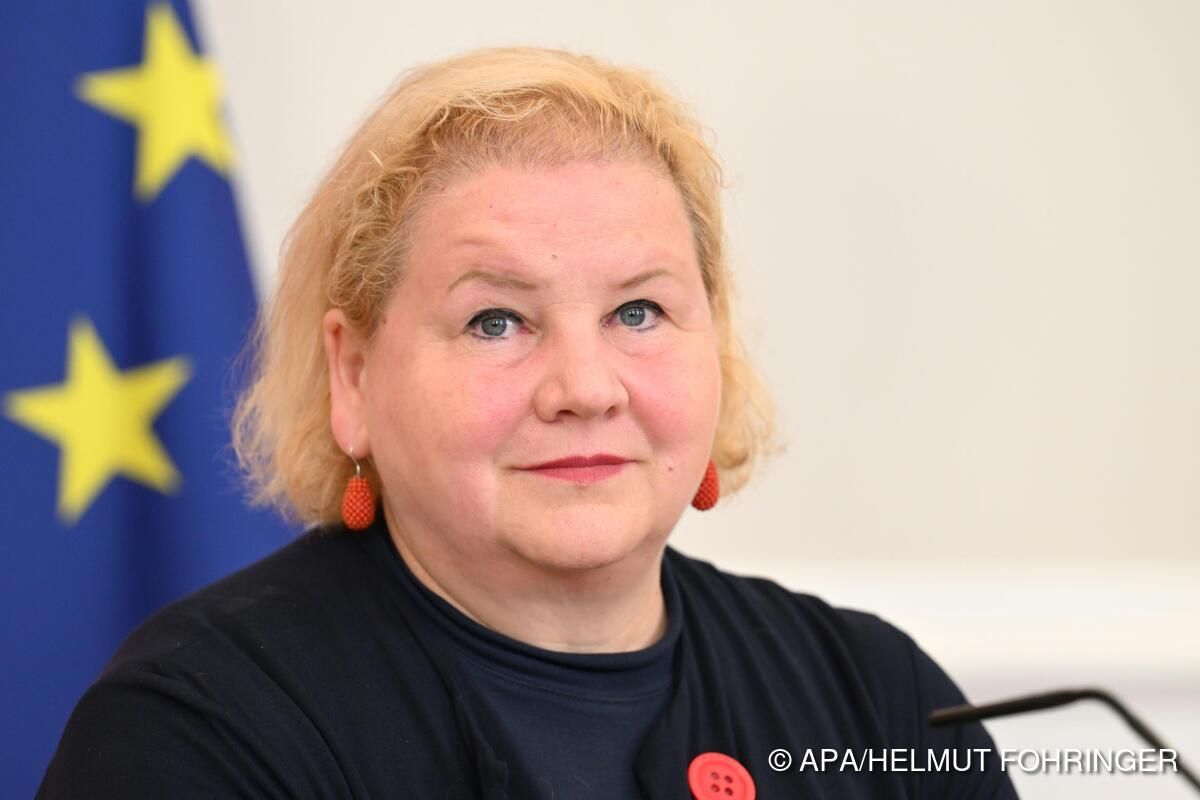 Politische Verhandlungen zu Sozialhilfe starten
