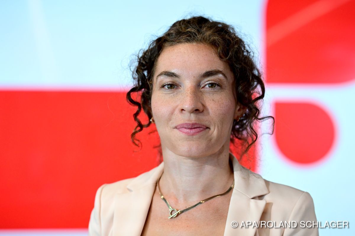 Maria Scholl nun offiziell Geschäftsführerin der APA