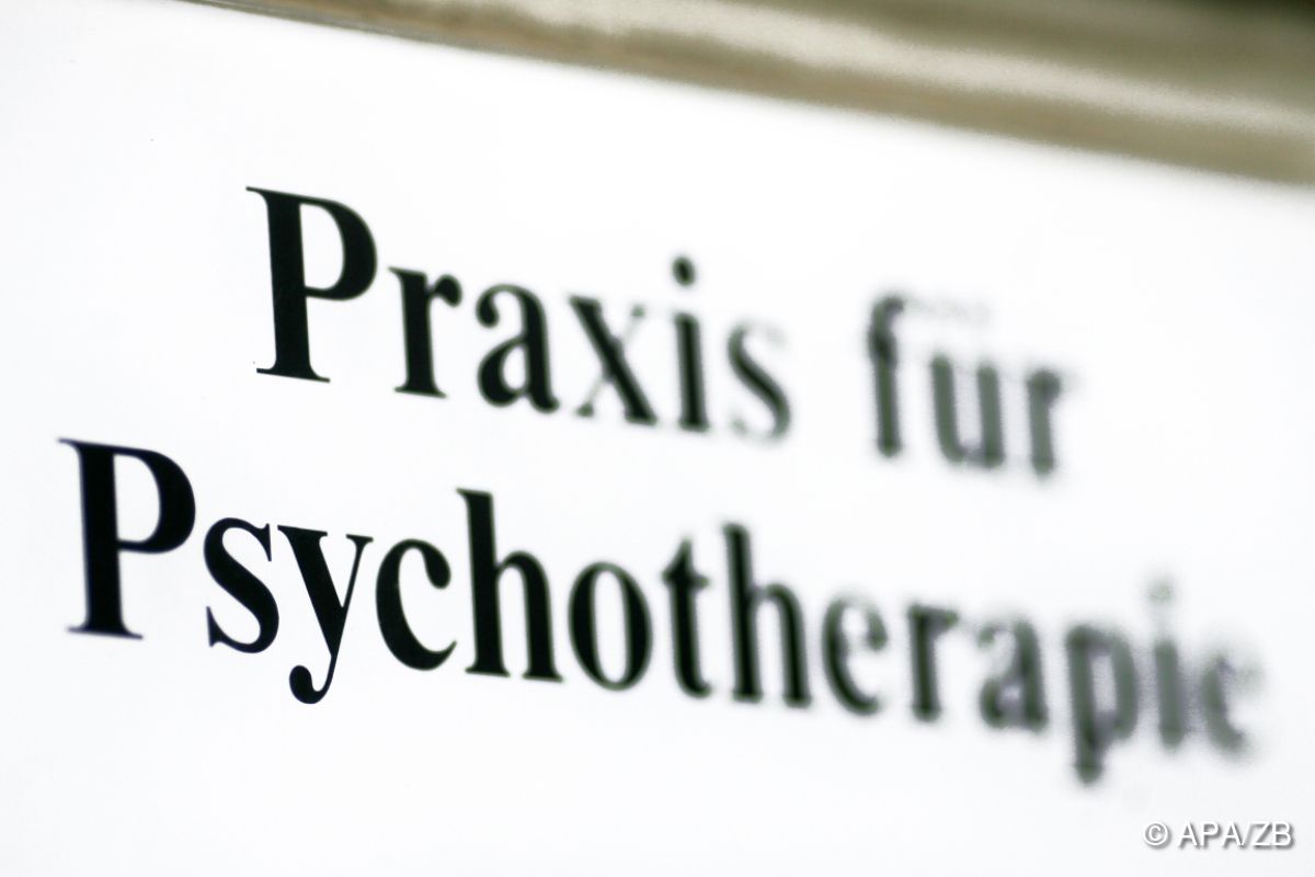 Ruf nach mehr Plätzen zum Start des Psychotherapie-Studiums