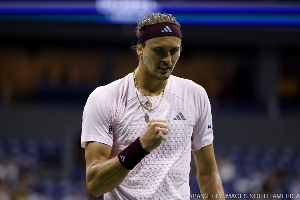 Zverev müht sich auch gegen Halys in fünf Sätzen weiter