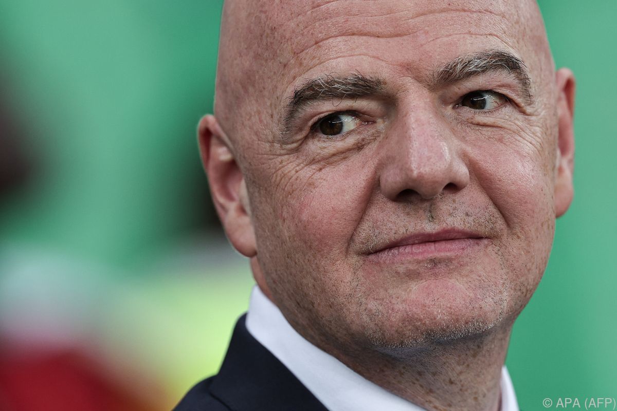 Infantino zeigt sich offen für Gespräche über FIFA-Reform