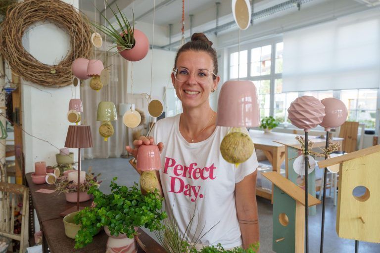 Keramik statt Klinik: Belastung wurde zu groß, die Kunst soll Abhilfe schaffen
