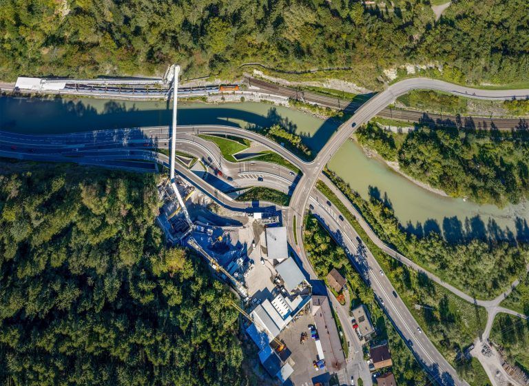 Zwischen leeren Stühlen und strittigen Fragen zum Stadttunnel