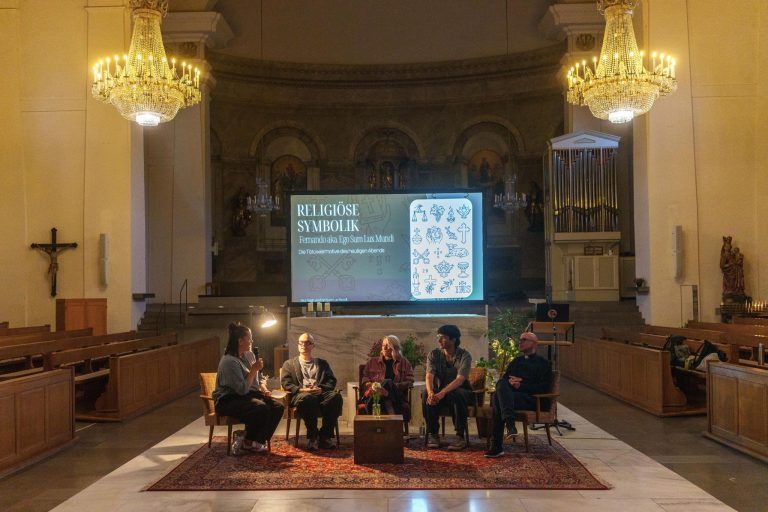 Tätowieren in der Kirche? In Dornbirn wird genau das gemacht