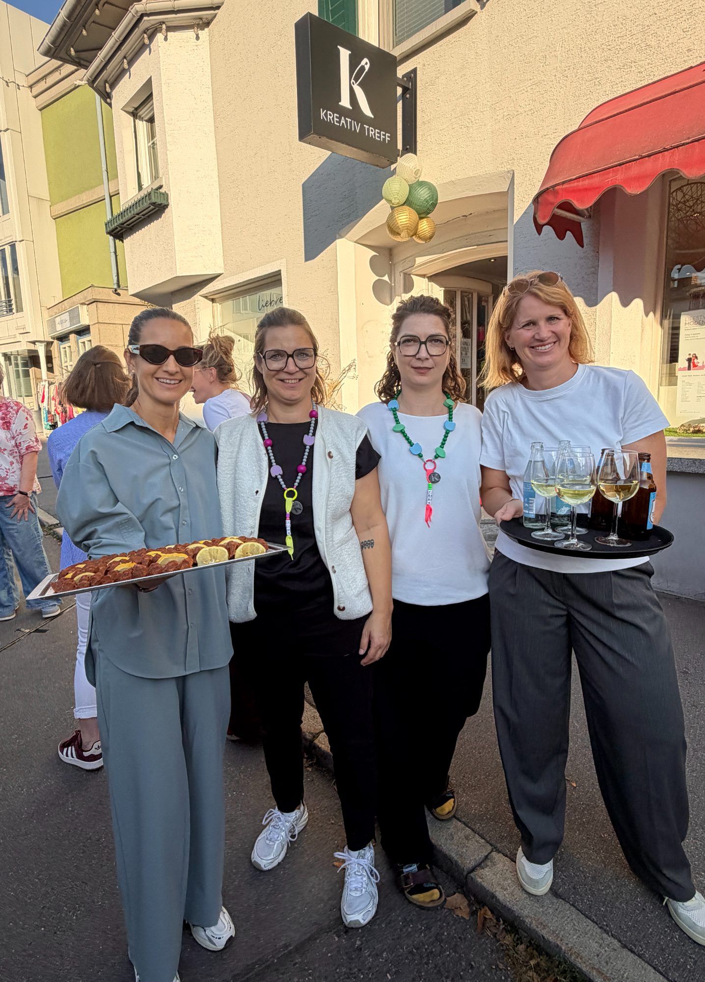 Alexandra, Melanie, Annabelle und Caroline