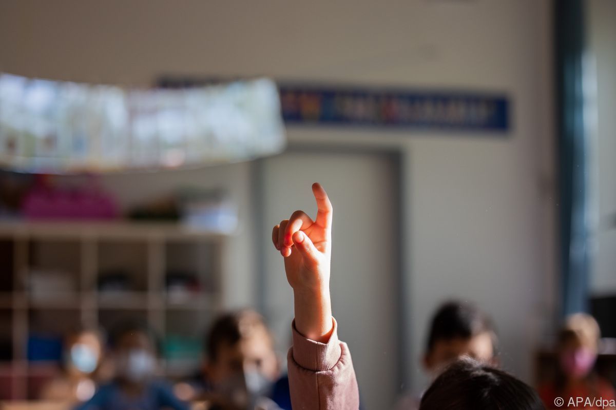 Junge Schüler lernen weniger und wollen weniger wissen
