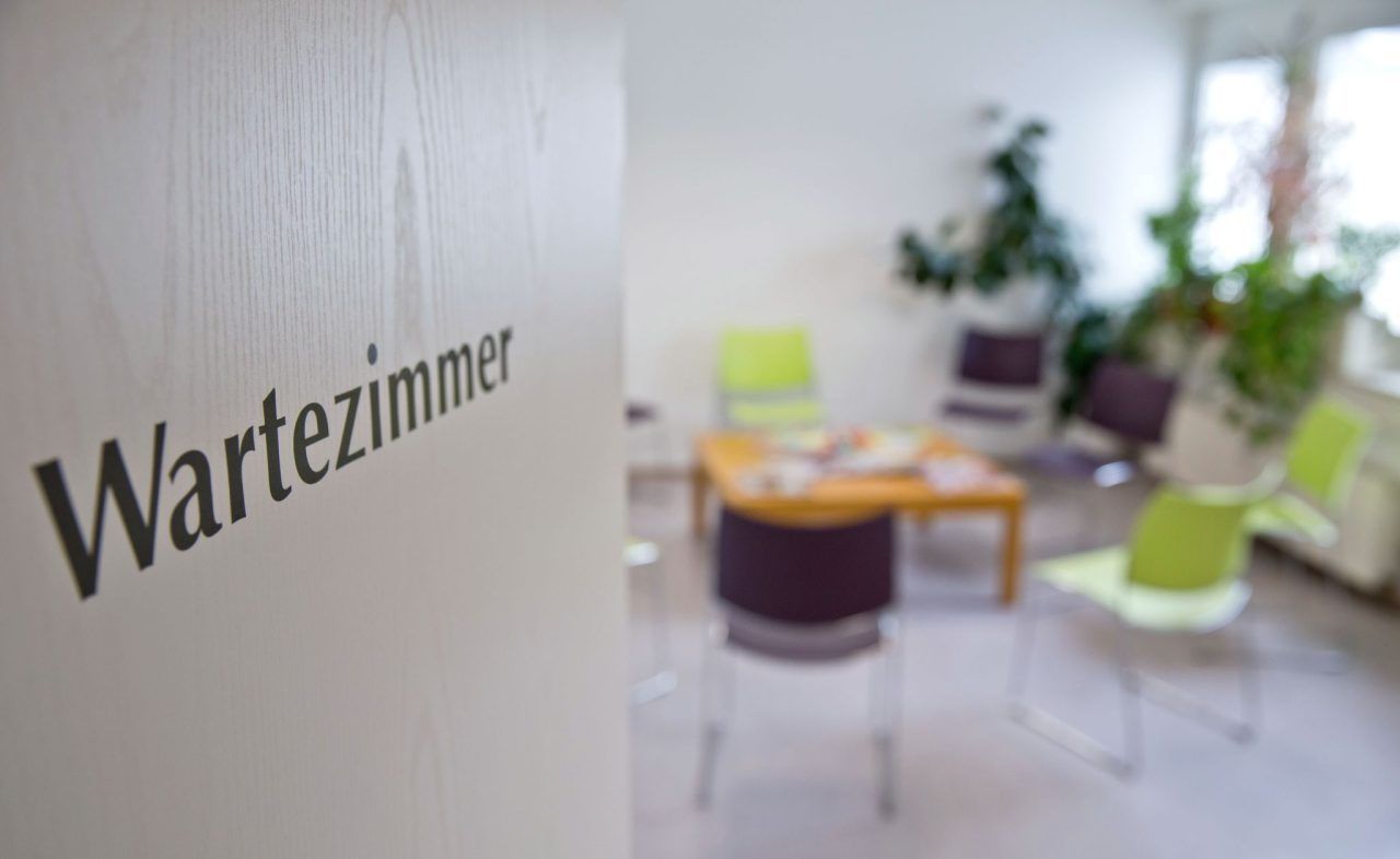 So lange warten Vorarlberger auf einen Kassenarzttermin