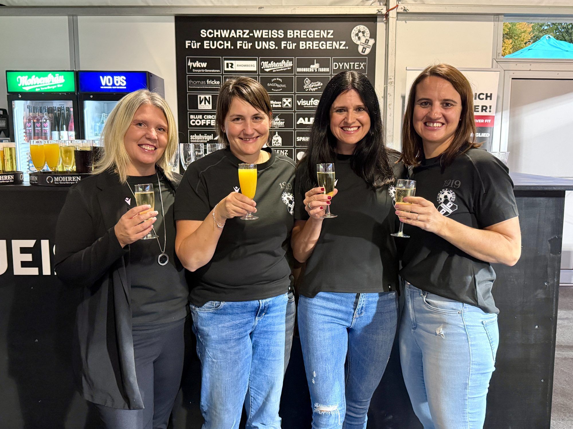 Charmante Betreuung, Carmen, Kathi, Bianca und Nicole.