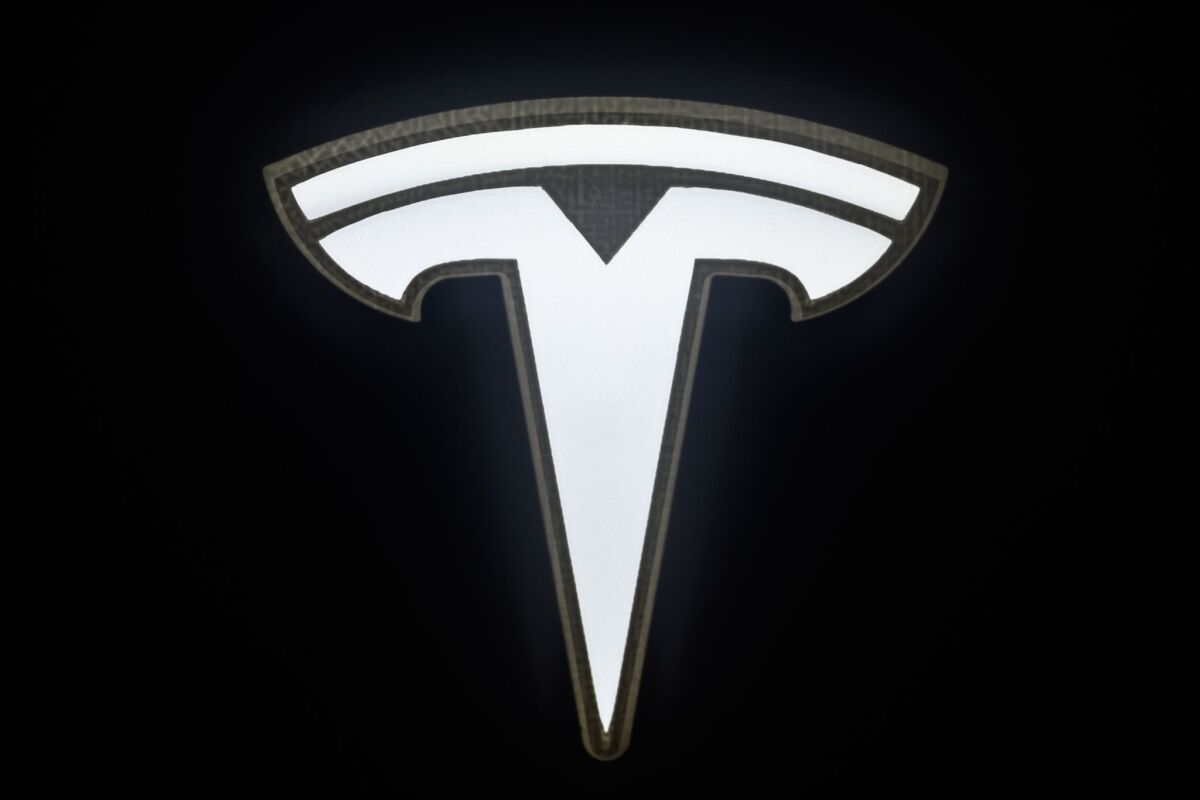 Musk konzentriert sich auf Roboter und autonomes Fahren