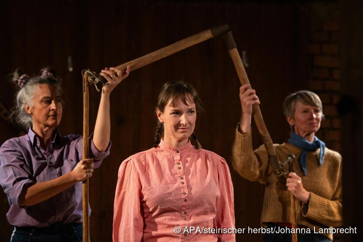 Gewaltstrukturen: "Dreschen" beim steirischen herbst