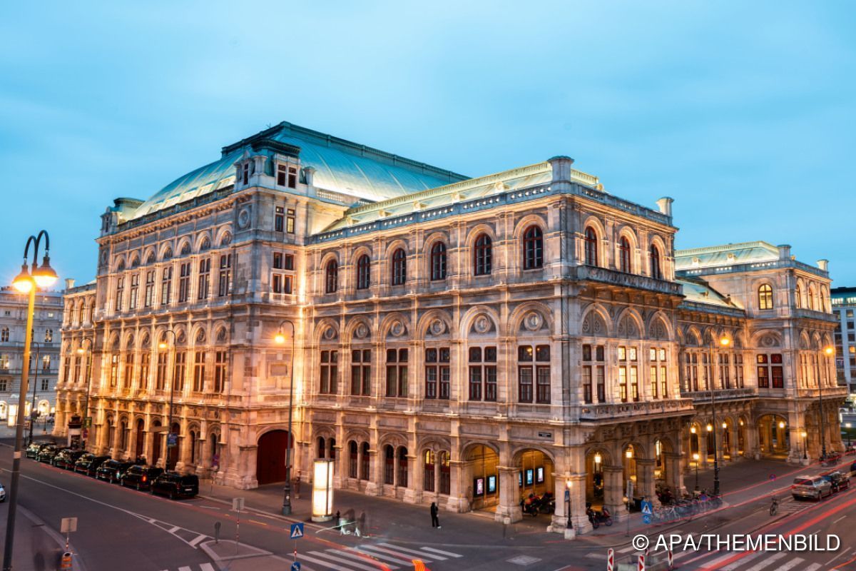 Zwei Einakter der Staatsoper: Ehegraus im Einrichtungshaus